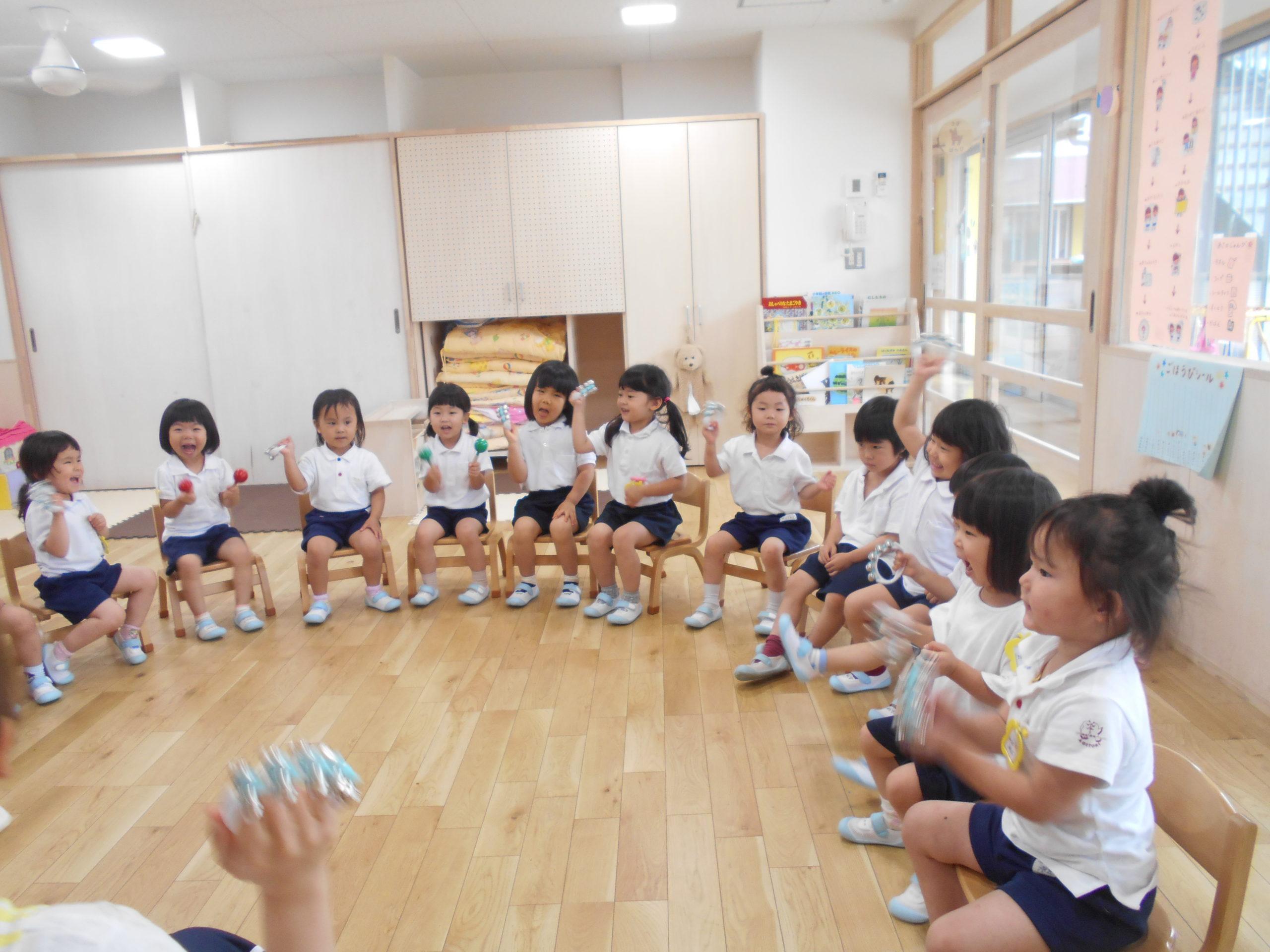 保育風景 | 八尾青い鳥学園